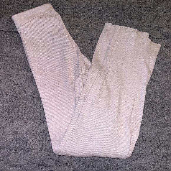 Abercrombie Sweats 💜 - Picture 6 of 8